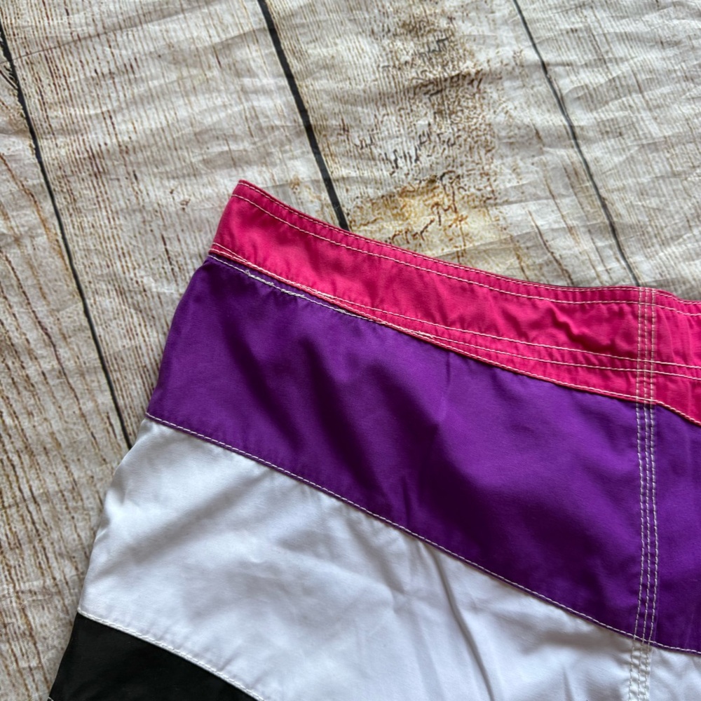 OP Ocean Pacific Rainbow Colorful Patchwork Short Board Shorts Juniors L 11/13 - Picture 15 of 15